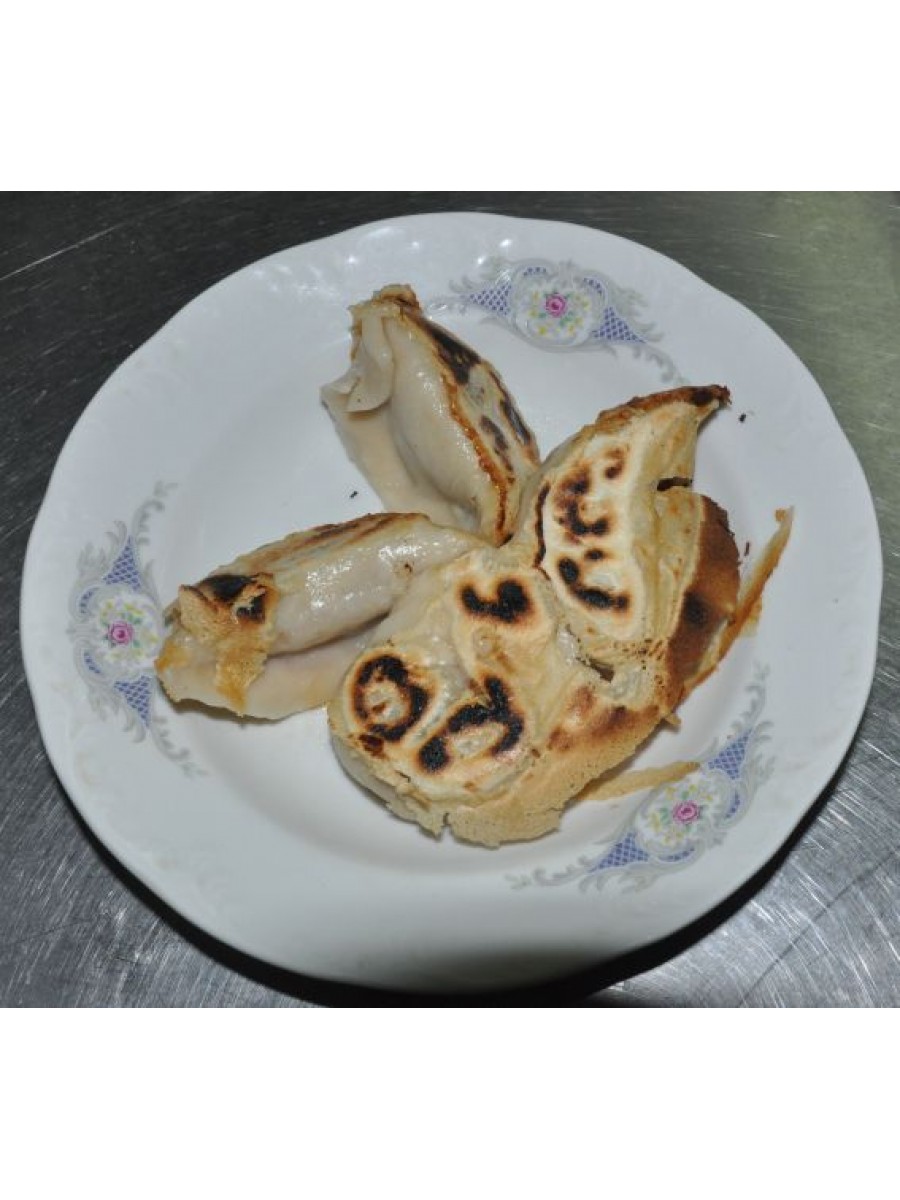 202. Порция Пържени пелмени  със свинско и пресен лук  10 бр.