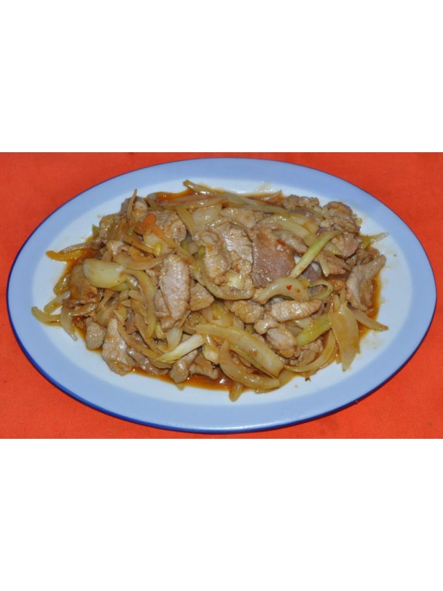 104. Свинско с лук 600гр.